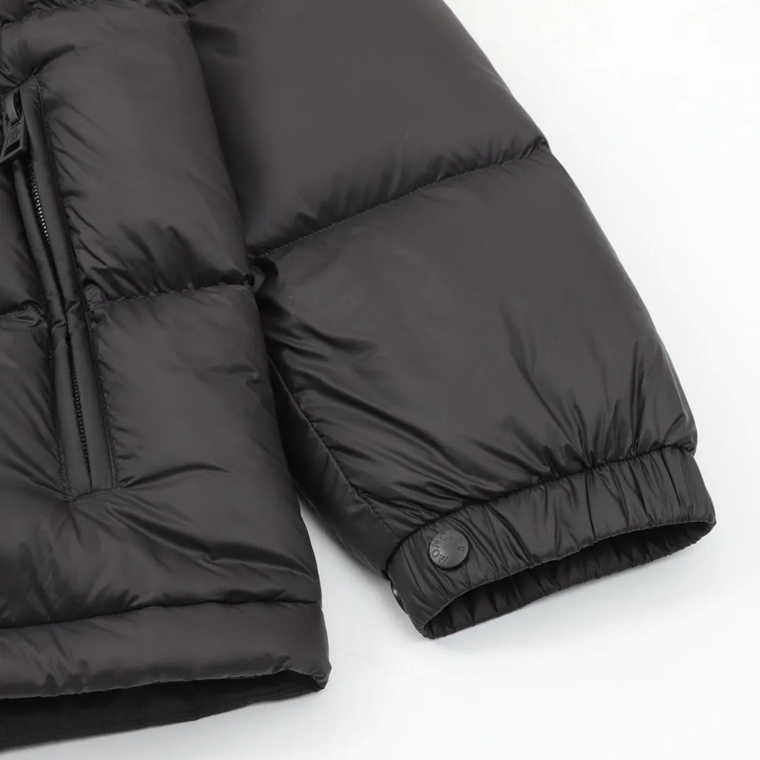 P390 Premium 2026 Original 90 ！ Premium ， ， ， ， ， ， ， 。 ， 。 ， ， ， 。 Size：M-3XL